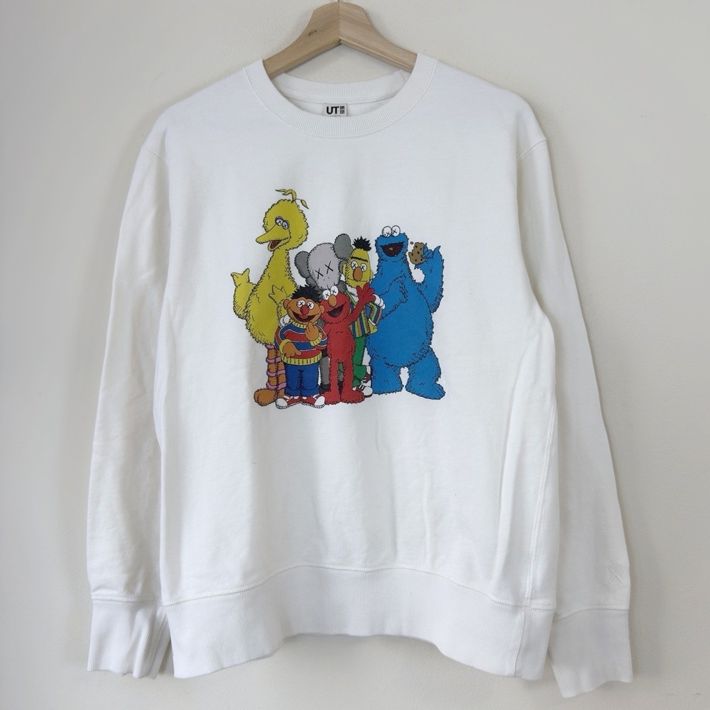 Kaws x Sesame Street Uniqlo Cream White Crewneck Sweatshirt - Medium